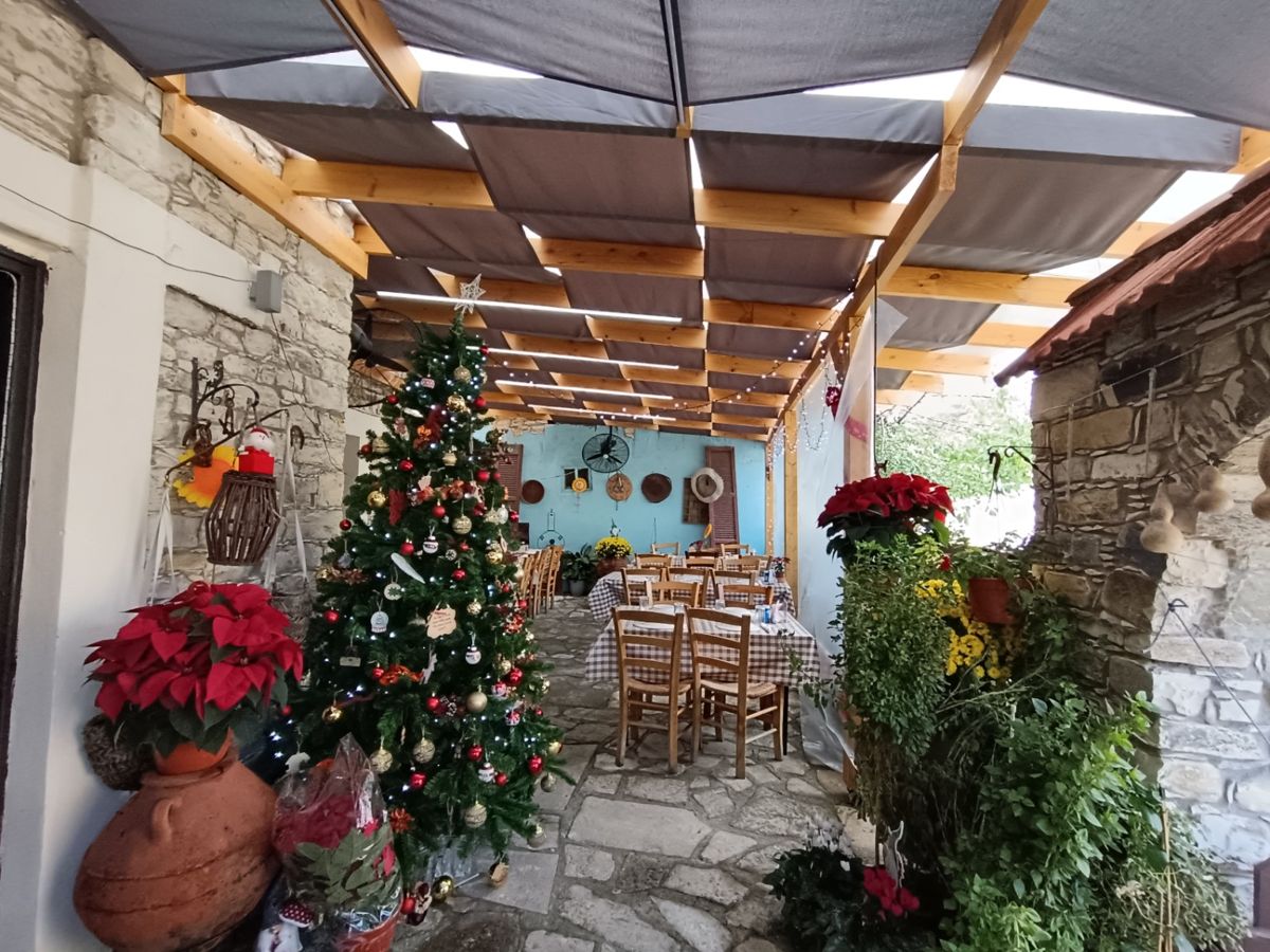 Warm courtyard dining atmosphere